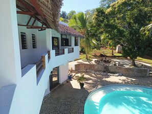 Front of property - SAKATIA ART (Nosy Be)