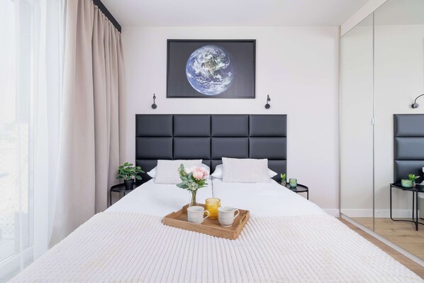 Desk, iron/ironing board, WiFi - Goszczyńskiego 1 | Modern Studio | Balcony (Kraków)