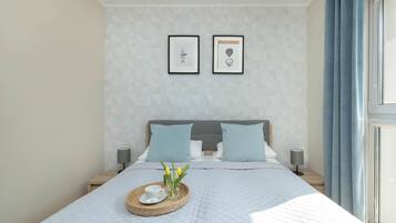 2 bedrooms, iron/ironing board, travel cot, WiFi