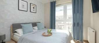 Wiejska 12A | Spacious Apartment | Parking