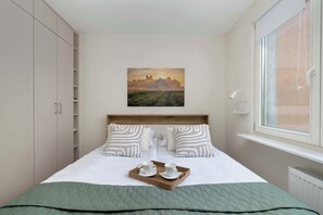 3 Schlafzimmer, Schreibtisch, Bügeleisen/Bügelbrett, WLAN