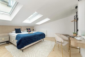 Schreibtisch, Bügeleisen/Bügelbrett, WLAN, Bettwäsche