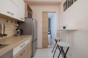 Interior - Cozy Apartment | Place to Work | Peaceful Neighborhood (Kraków)
