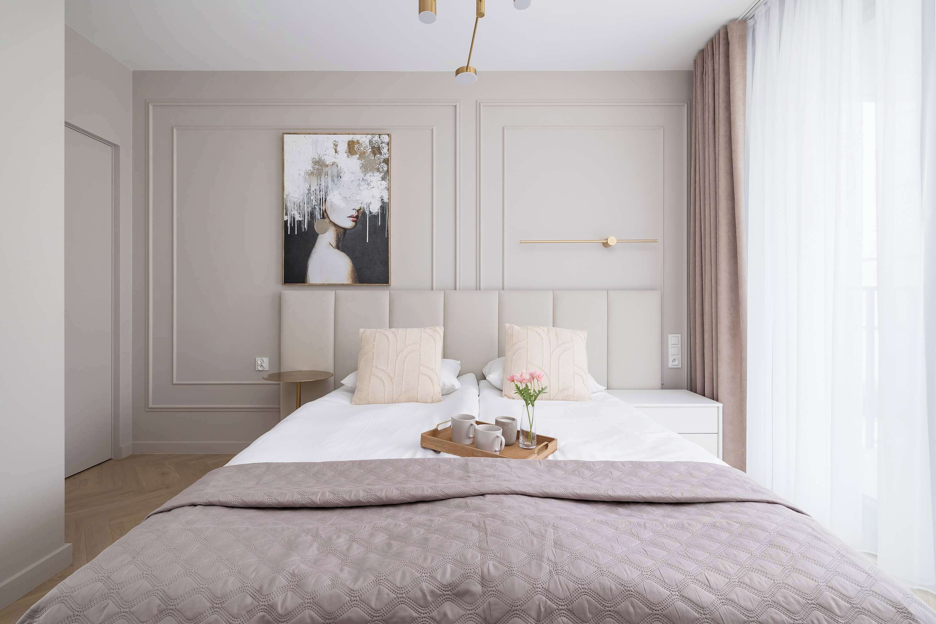 2 Schlafzimmer, Schreibtisch, Bügeleisen/Bügelbrett, Reisekinderbett