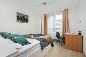 3 chambres, bureau, fer et planche à repasser, Wi-Fi