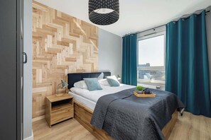 1 bedroom, iron/ironing board, travel crib, WiFi