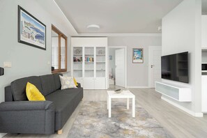 TV, DVD player, offices