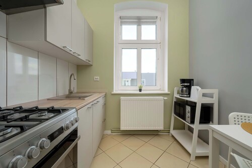Cozy Apartment | Workspace | Smart TV