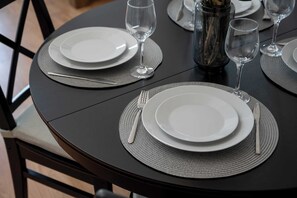 Dining - Birmańska 5 | Wrocław | Cosy Apartment | Remote Work | Smart TV & WiFi (Wrocław)