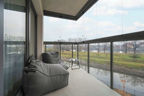 Elegantes Apartment | 3 Schlafzimmer | Arbeitsbereich | Parkplatz