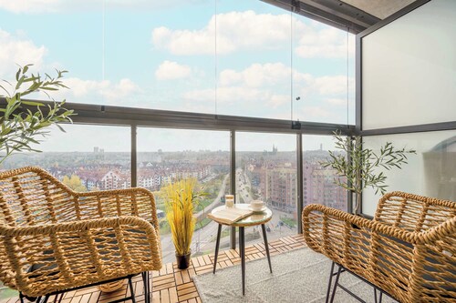Spacious Apartment with Balcony | River View