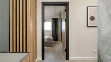 3 chambres, fer et planche à repasser, Wi-Fi, draps fournis