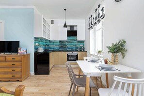 冰箱、烤箱、炉灶、洗碗机