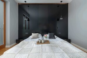 2 bedrooms, desk, iron/ironing board, travel cot - Rakowicka 20A Krakow  Stylish Apartment  Parking A C (Kraków)