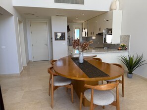Dining - Gouna’ best villa, a 4.5-bedroom villa with private pool, lagoon and sea view (Gouna, Hurghda)