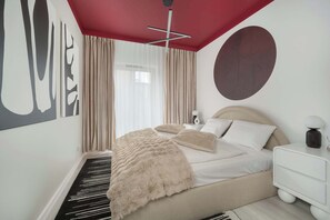 1 dormitorio, tabla de planchar con plancha, cuna de viaje y wifi
