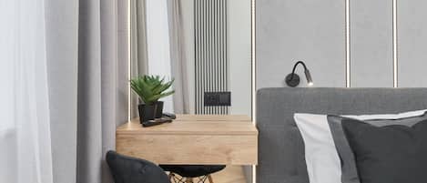 1 chambre, bureau, fer et planche à repasser, Wi-Fi
