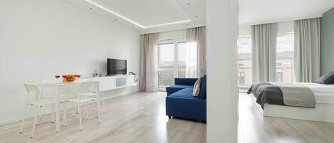 1 chambre, fer et planche à repasser, lit de bébé portatif, Wi-Fi