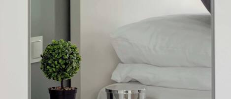 1 bedroom, iron/ironing board, travel crib, WiFi