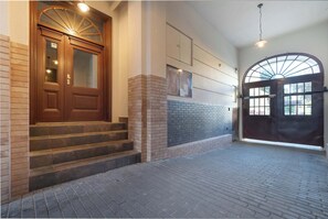 Interior - Stylish Apartment for 4 Persons | Parking | SmartTV (Łódź)