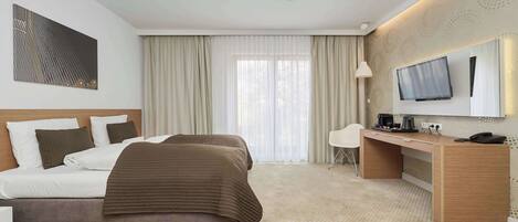 Fer et planche à repasser, Wi-Fi, literie fournie