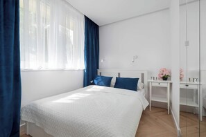 1 bedroom, iron/ironing board, travel crib, WiFi