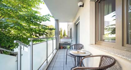 Stylish Apartment in Wroclaw | Parking | Workspace