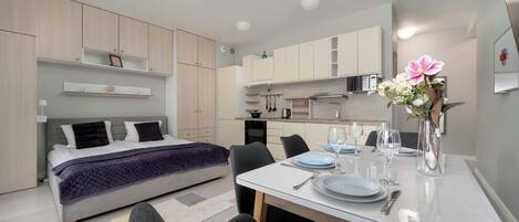 Desk, iron/ironing board, travel crib, WiFi