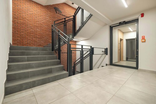 Stylish Two Bedroom Apartment | Balcony and Parking