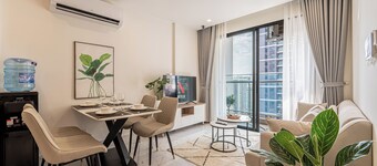 LA Nest 1bed+ Long stay – big deal at Vincom View!