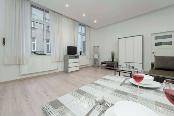 TV, offices