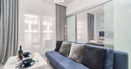 Modernes Apartment mit Balkon | Parkplatz in Garage