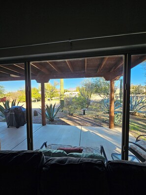 Interior - Desert Oasis: Newly renovated 2-bedroom house in Tucson (Tucson)