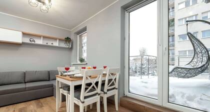 Gemütliches Studio mit Balkon | Parkplatz in der Garage