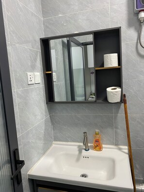 Towels, soap, toilet paper