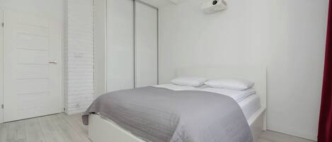 2 chambres, bureau, fer et planche à repasser, Wi-Fi