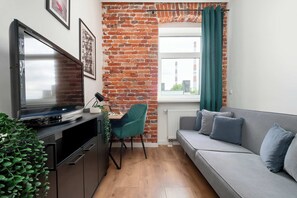 TV, offices - Wróblewskiego 54 | Łódź | Cosy Studio | Wi-Fi (Łódź)