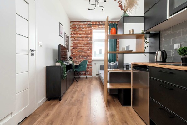 TV, offices - Wróblewskiego 54 | Łódź | Cosy Studio | Wi-Fi (Łódź)