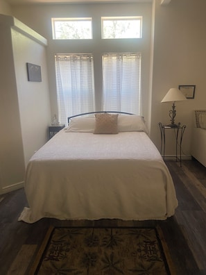 3 habitaciones, tabla de planchar con plancha y wifi gratis