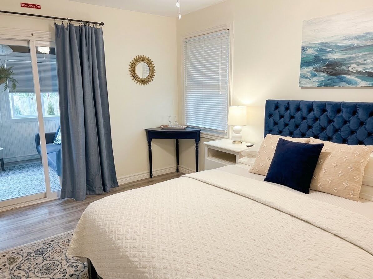 Suite Deluxe, vistas al jardín | Cortinas opacas, tabla de planchar con plancha, wifi gratis