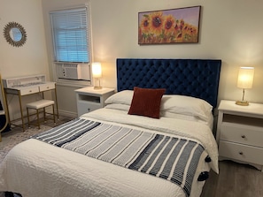 Phòng Suite Tiêu chuẩn | Trang trí khác biệt, trang bị nội thất với thiết kế riêng biệt