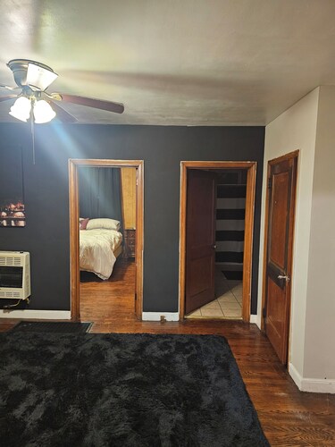 Loft 2 apartment with free cable and Wi-Fi