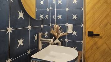 Towels, soap, toilet paper