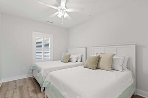 4 bedrooms, WiFi, bed sheets