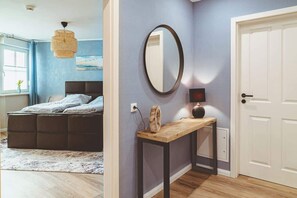 1 bedroom, iron/ironing board, WiFi