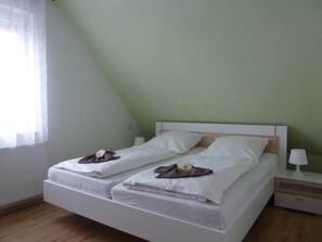 4 bedrooms, travel cot, WiFi - Ferienhaus Nemo Wohnung 6 "Dorie" (Rerik)