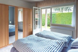 3 bedrooms, iron/ironing board, travel cot, WiFi