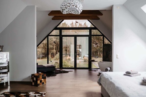 2 bedrooms, iron/ironing board, travel crib, WiFi - Uns Langhus Summary: (Fuhlendorf)