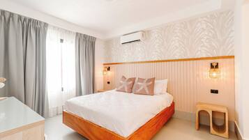 Family Apartment | Premium bedding, in-room safe, iron/ironing board, free WiFi