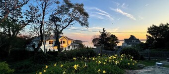 Harbor Lights: Charming 5-Bedroom Seaside Cottage in East Gloucester